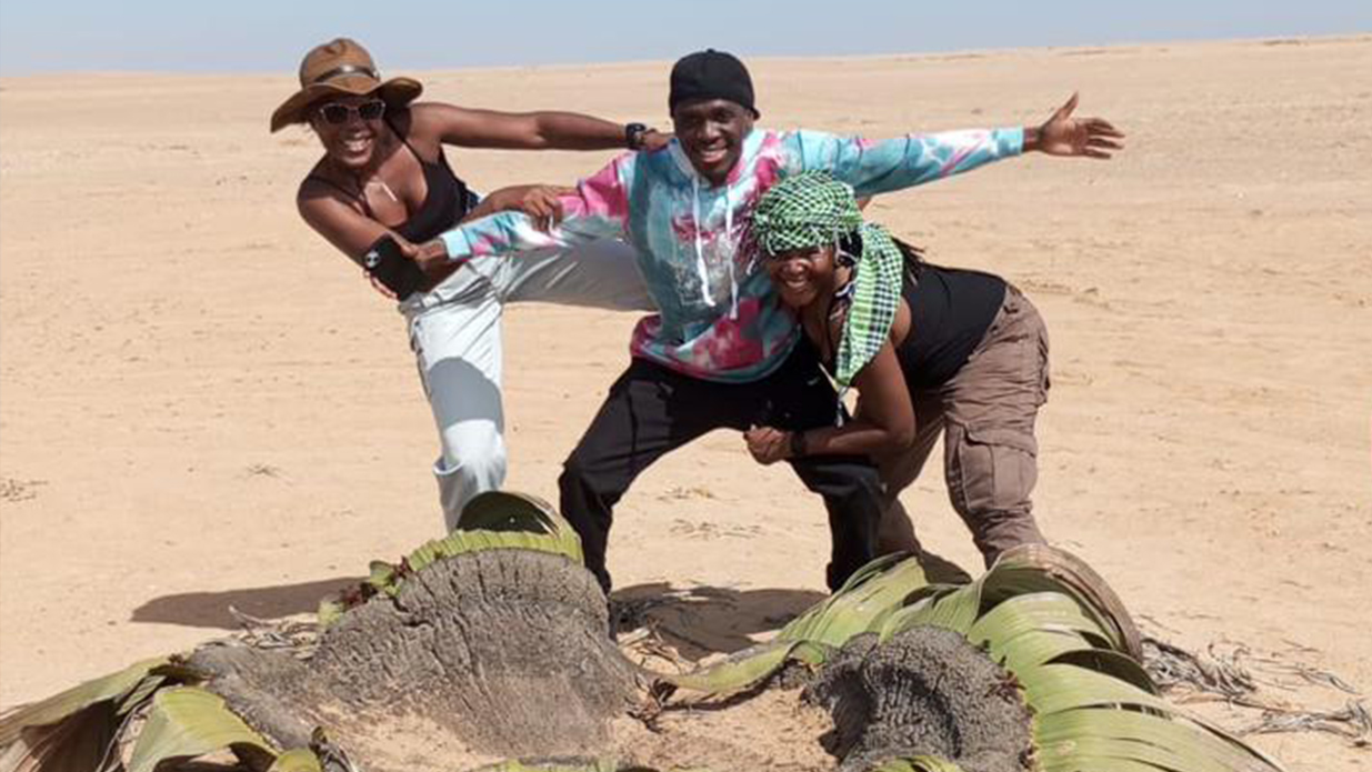 Day Trip - Namibe, Praia do Piambo.
